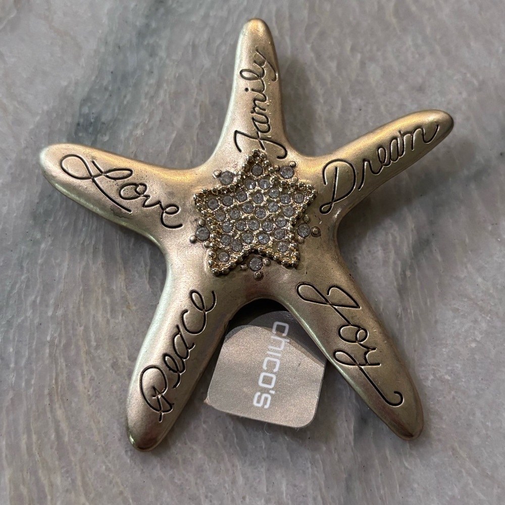 Chico's 2017 Starfish Gold Tone Rhinestone Family Dream Love Brooch Pendant